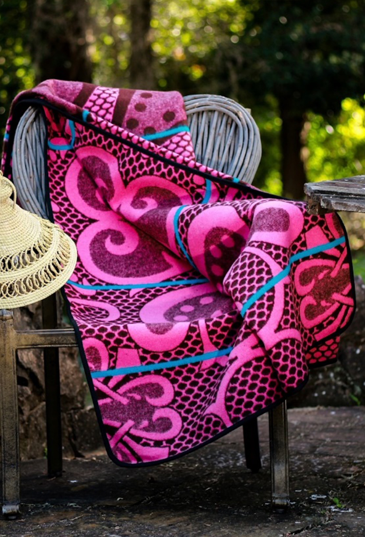 SEANAMARENA ACHROMATIC Apara